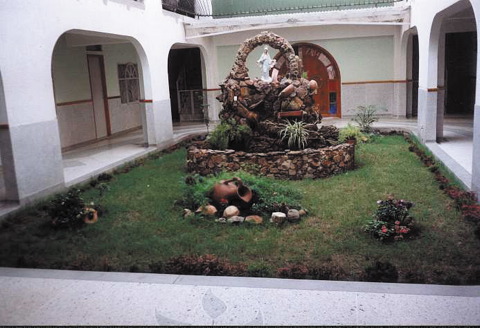 colombia_cortile2.jpg
